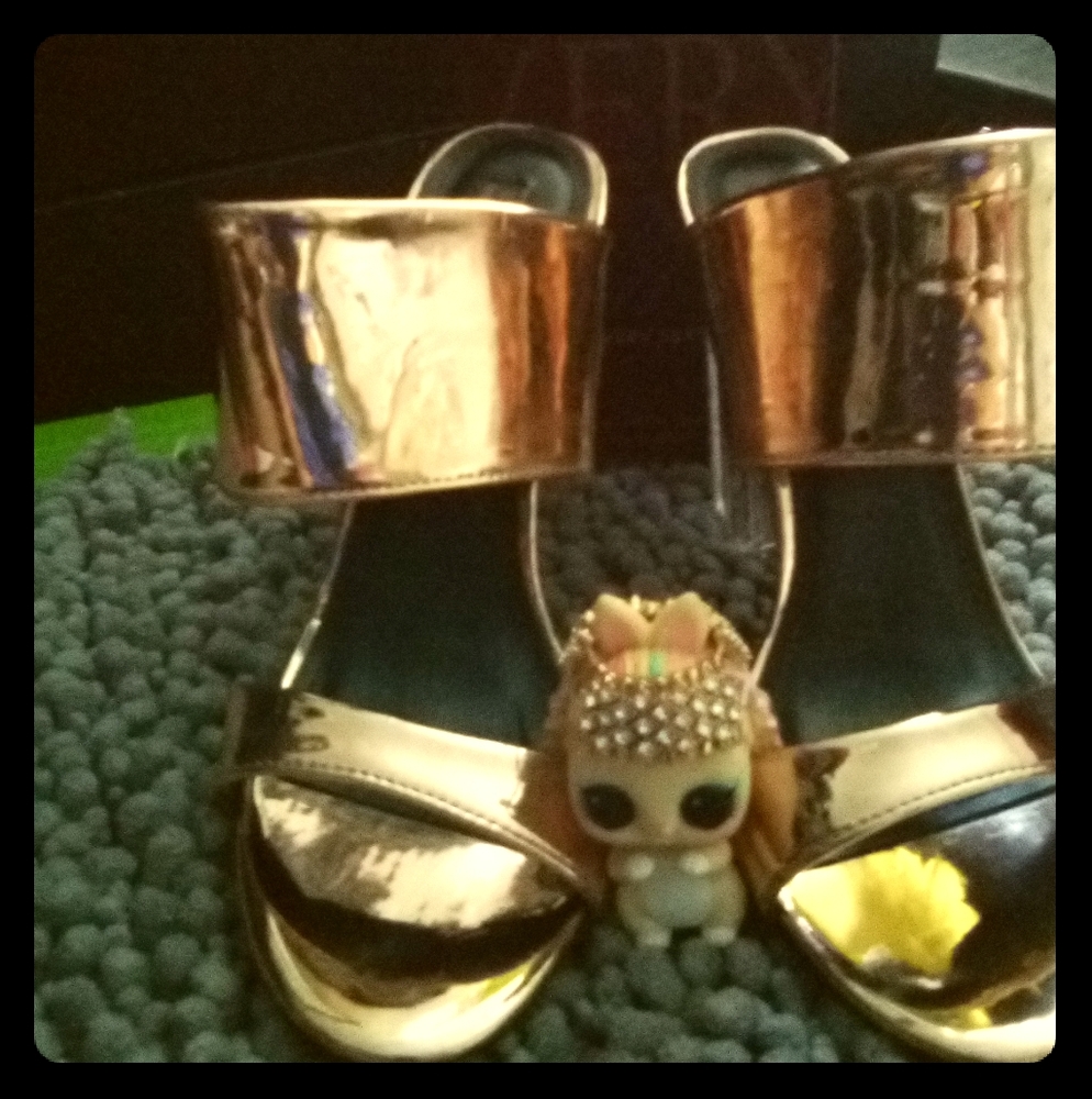 Women's heels